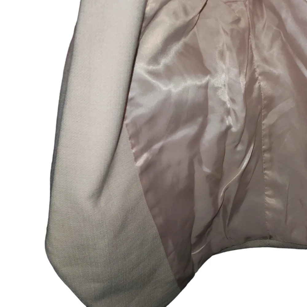 H&M Cream Blazer - Picture 6 of 9